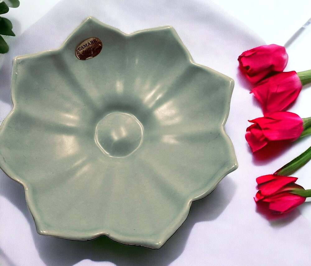 VTG MCM Lotus Flower Ceramic Camark USA Turquoise Green Art Pottery Bowl Dish